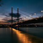 Rheinkniebrücke Düsseldorf