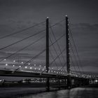 Rheinkniebrücke - Düsseldorf