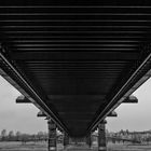 Rheinkniebrücke in Düsseldorf