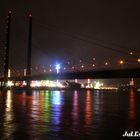 Rheinkniebrücke während der Rheinkirmes