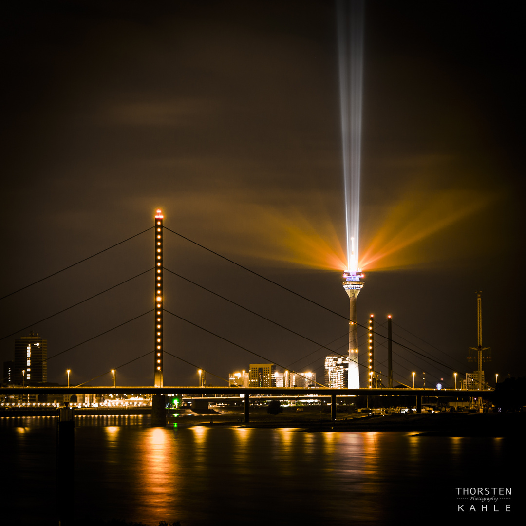 Rheinkomet oder Leuchtturm?