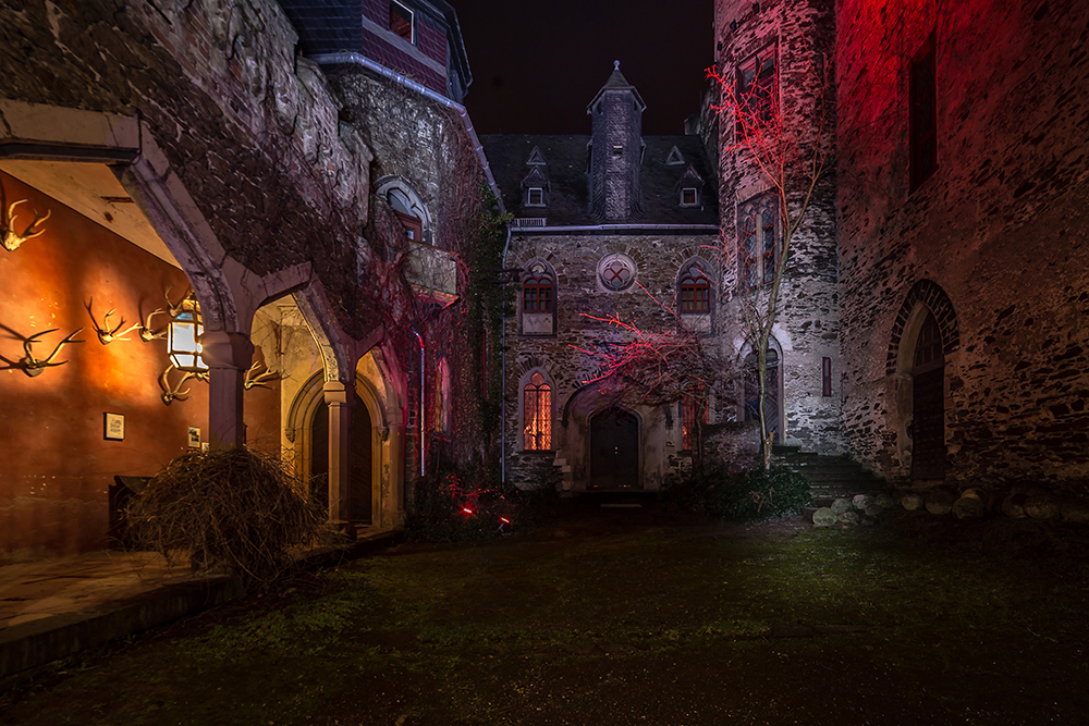 Rheinleuchten 2016 - Burg Lahneck, innerer Burgbereich