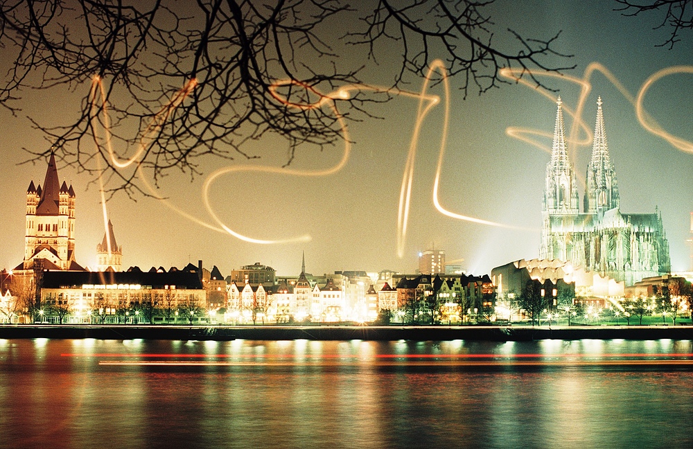 Rheinpanorama bei Nacht