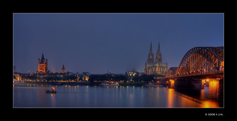 Rheinpanorama mit Dom.