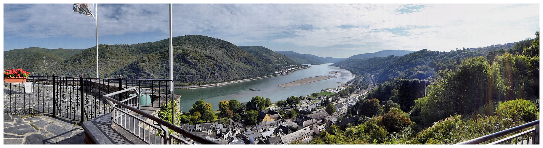 Rheinpanorama von Burg Stahleck aus