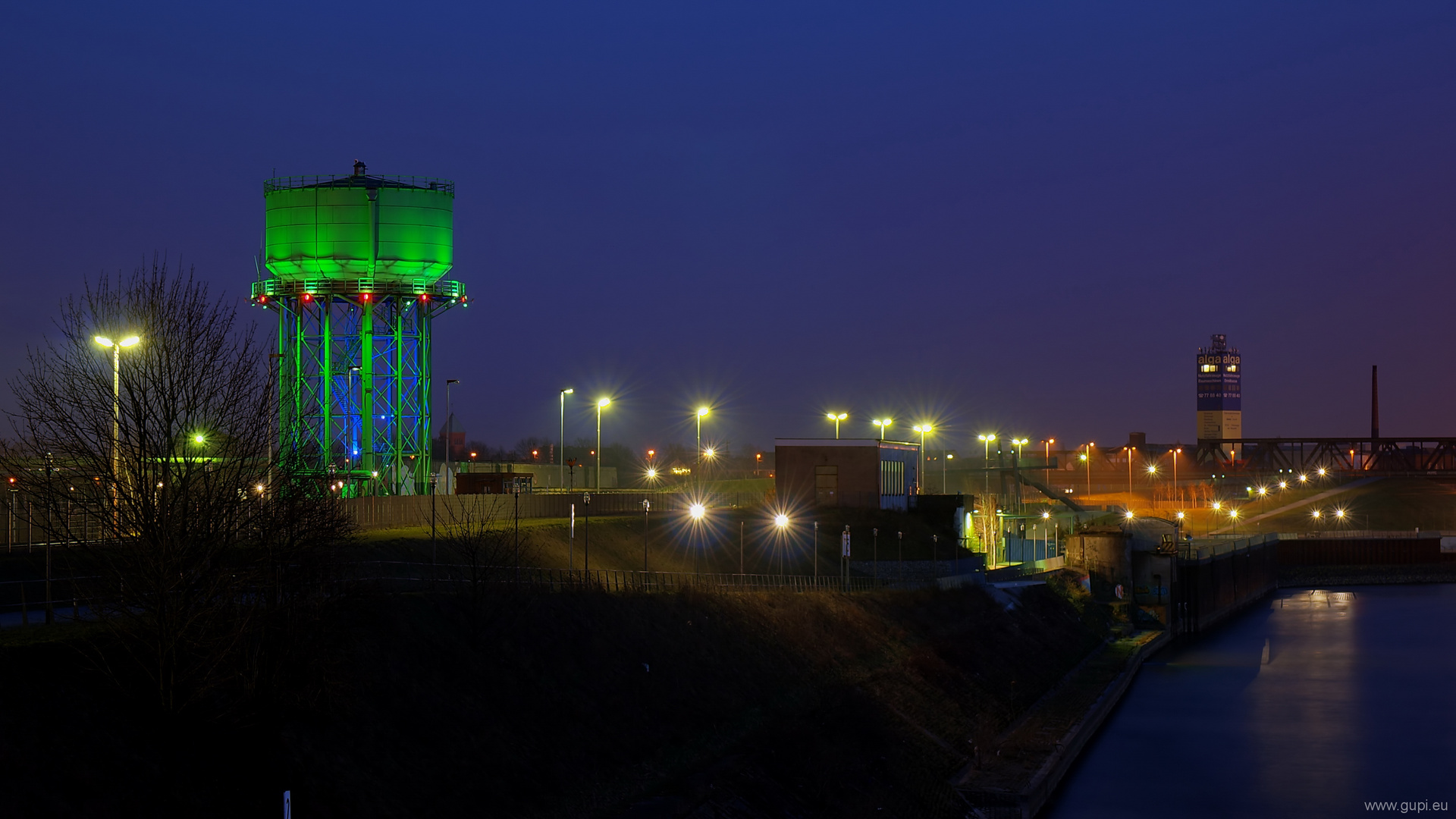 Rheinpark bei Nacht