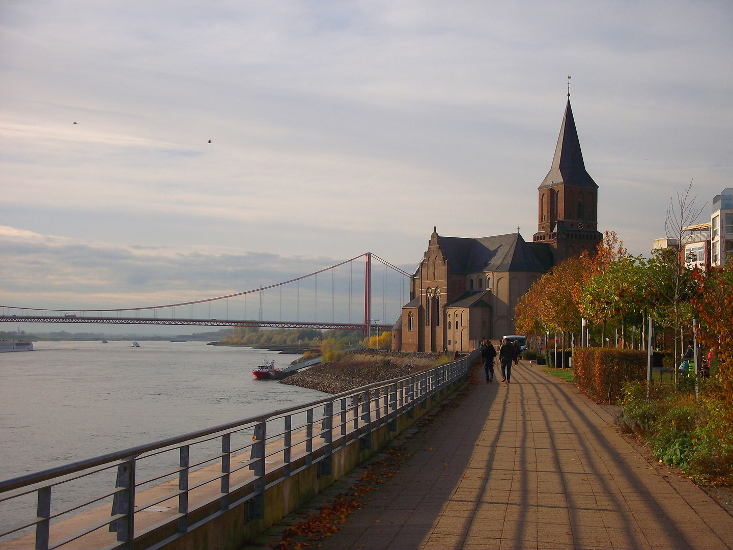 Rheinpromenade