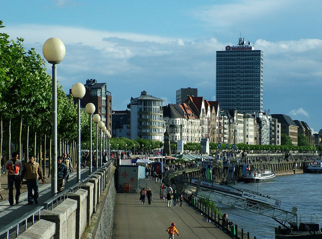 Rheinpromenade Düsseldorf