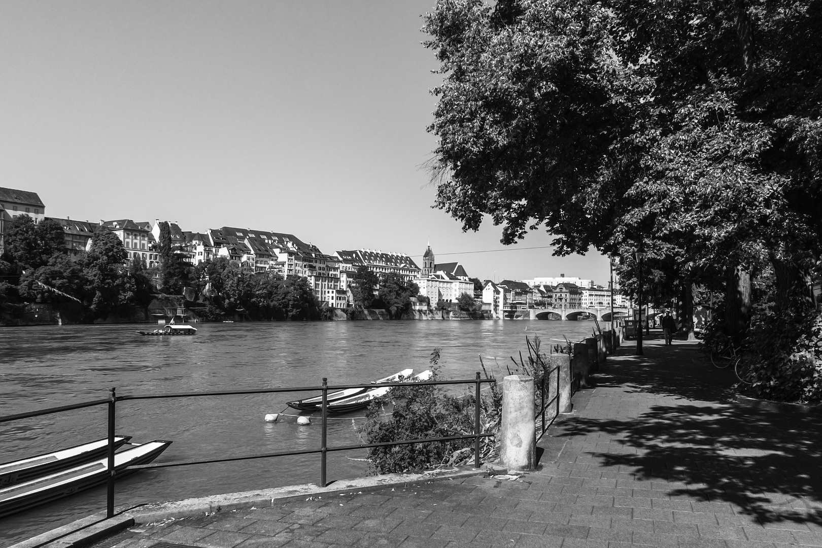 Rheinpromenade in Basel (reload)