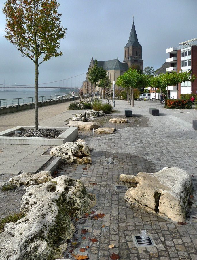 Rheinpromenade in Emmerich 1