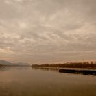 Rheinschifffahrt in den Morgen