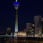 Rheinturm bei Nacht