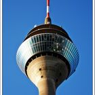 Rheinturm bei schönem Wetter