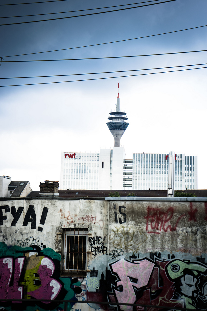 Rheinturm Düsseldorf