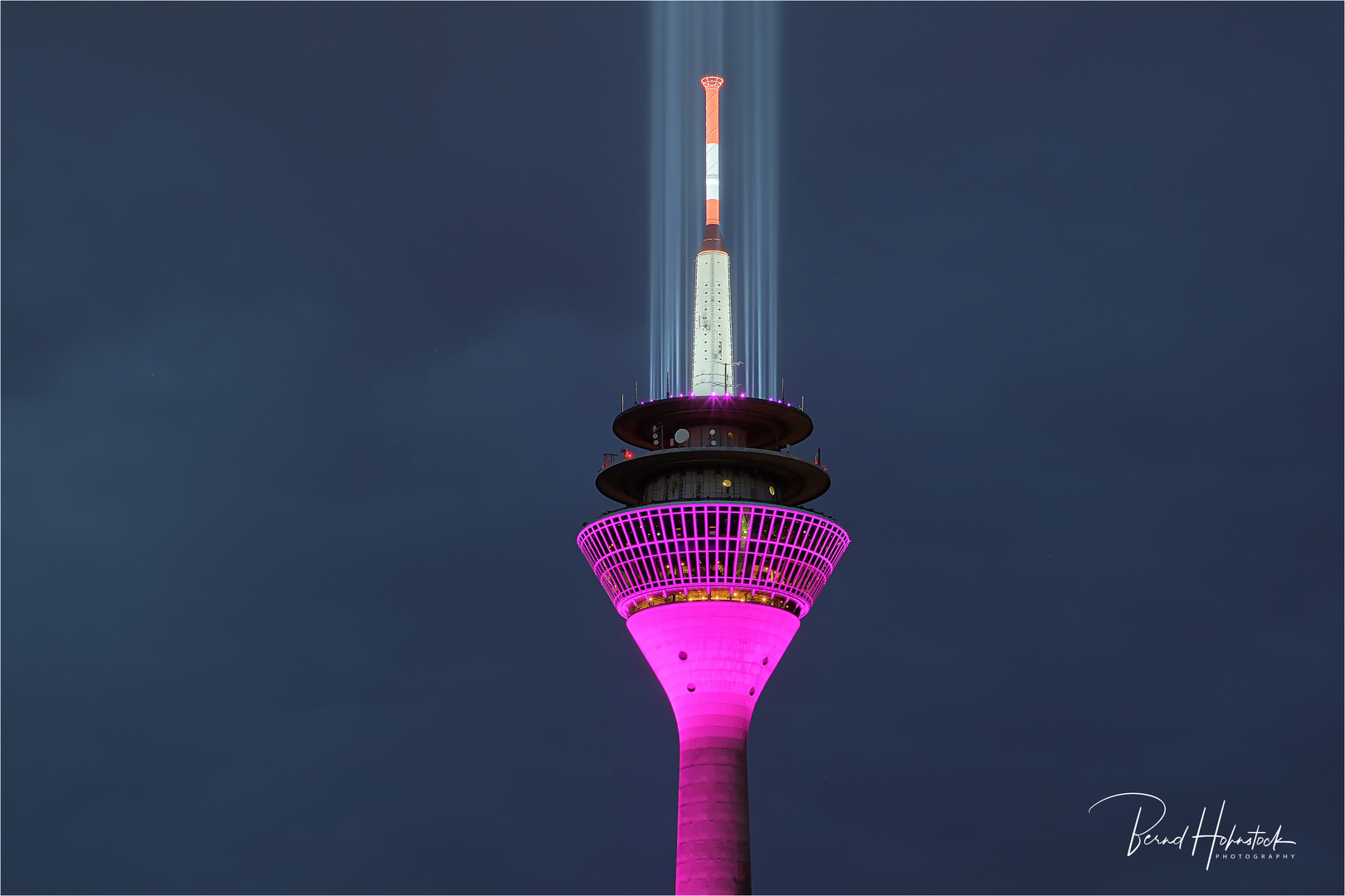  Rheinturm Düsseldorf .... 5G Telekom