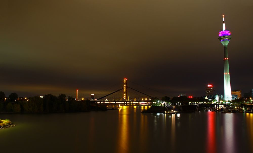 Rheinturm Düsseldorf