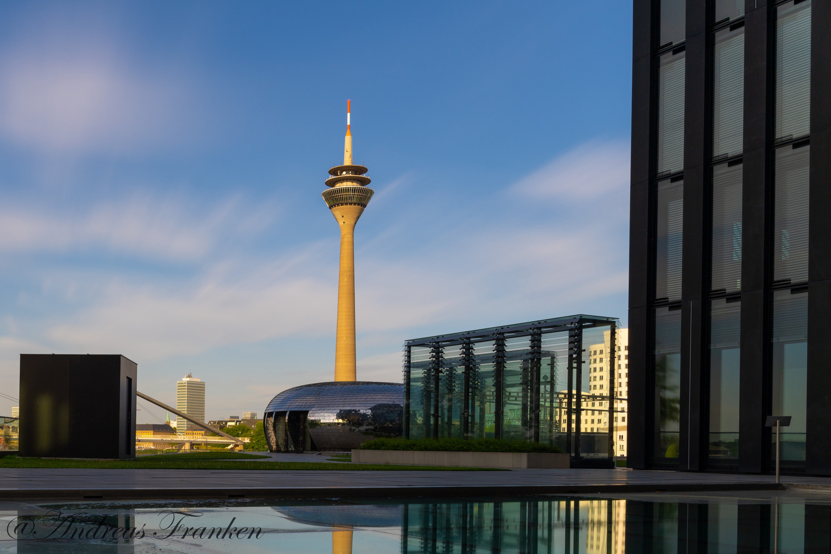 Rheinturm Düsseldorf