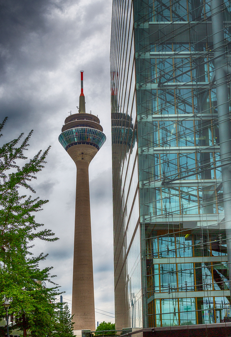 Rheinturm Düsseldorf