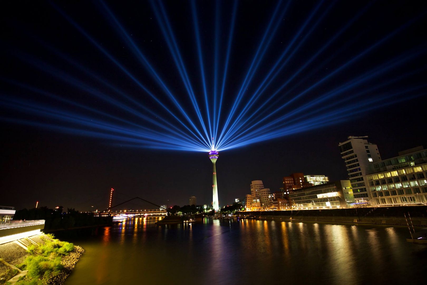 Rheinturm Düsseldorf