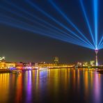 Rheinturm in Düsseldorf - Rheinkomet, NRW-Tag