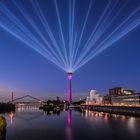 Rheinturm in magenta - reloaded