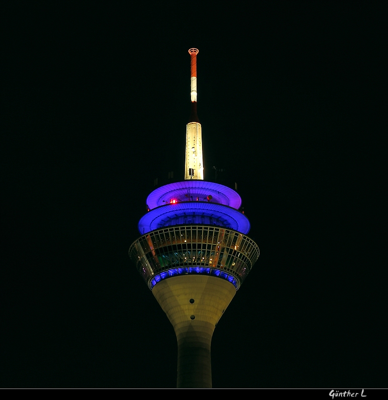 Rheinturm @ night