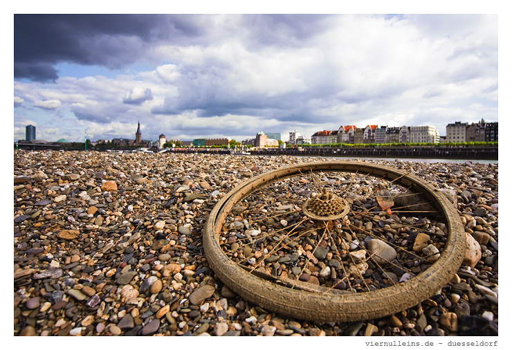 Rheinuferpromenade