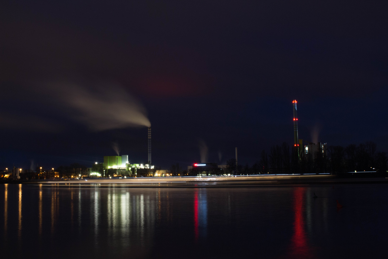 Rheinunfer im Dunkeln