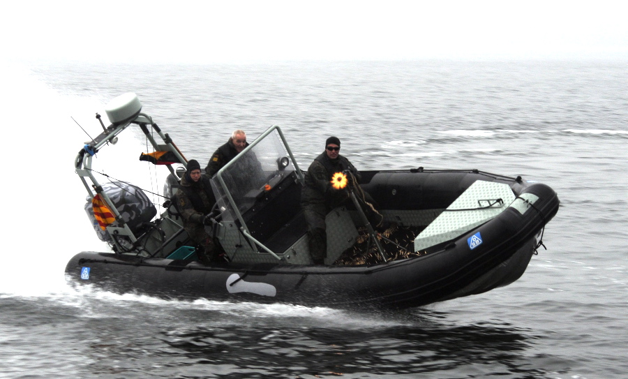 RHIB der Marine (MSK) mit MG3