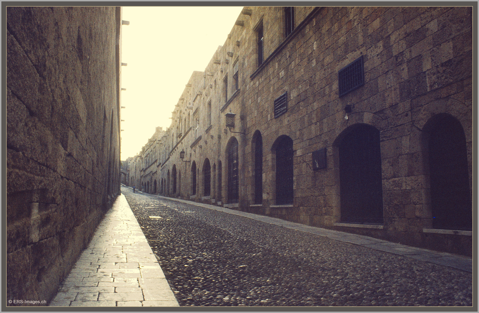 Rhodos (Rittergasse) Ippoton July 1978  ©