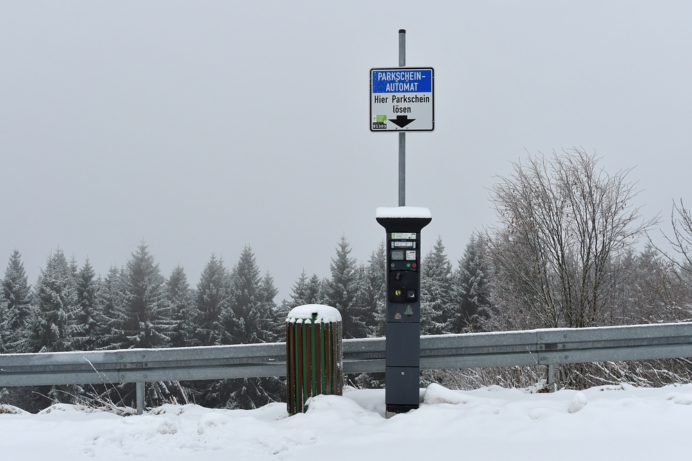 Rhön, Wasserkuppe: Der arbeitslose Parkscheinautomat