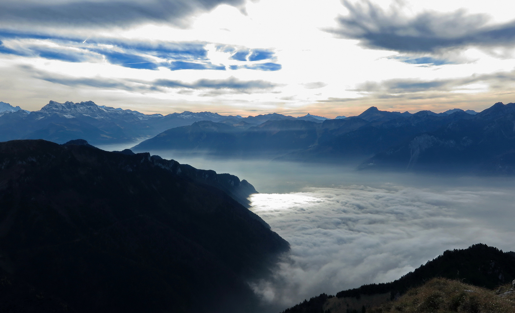 mit Blick auf die Alpen Foto & Bild reportage dokumentation
