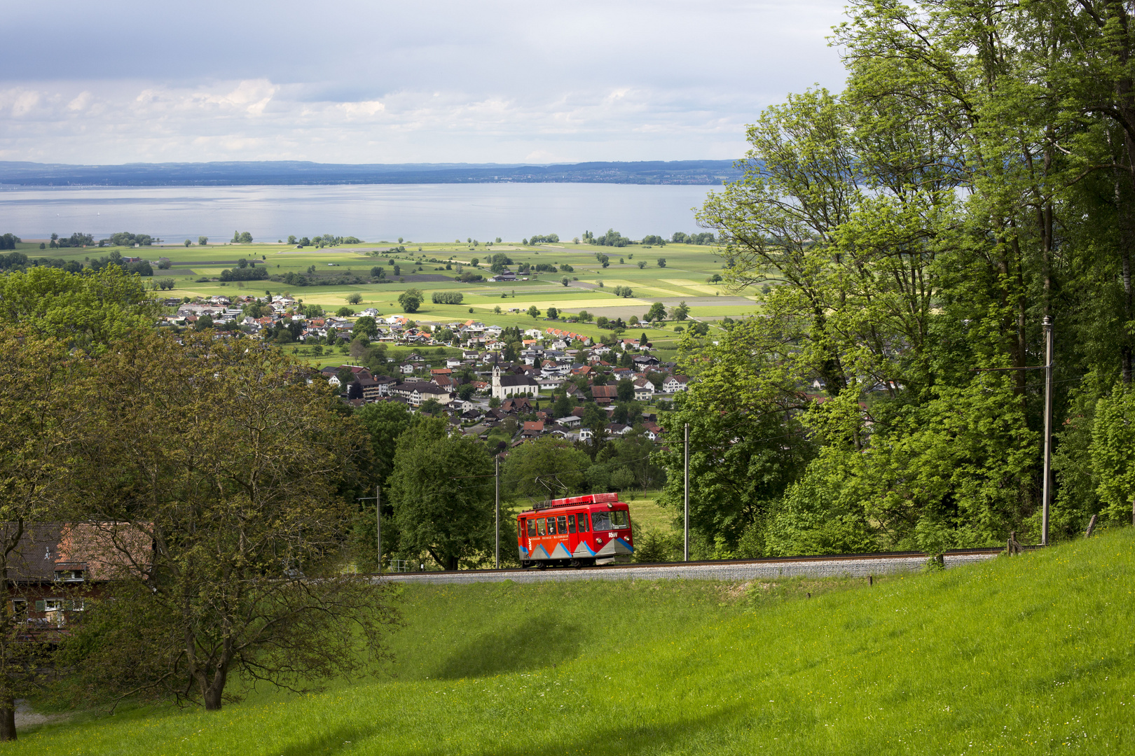 RhW: BDeh 1/2 Triebwagen mit Panorama