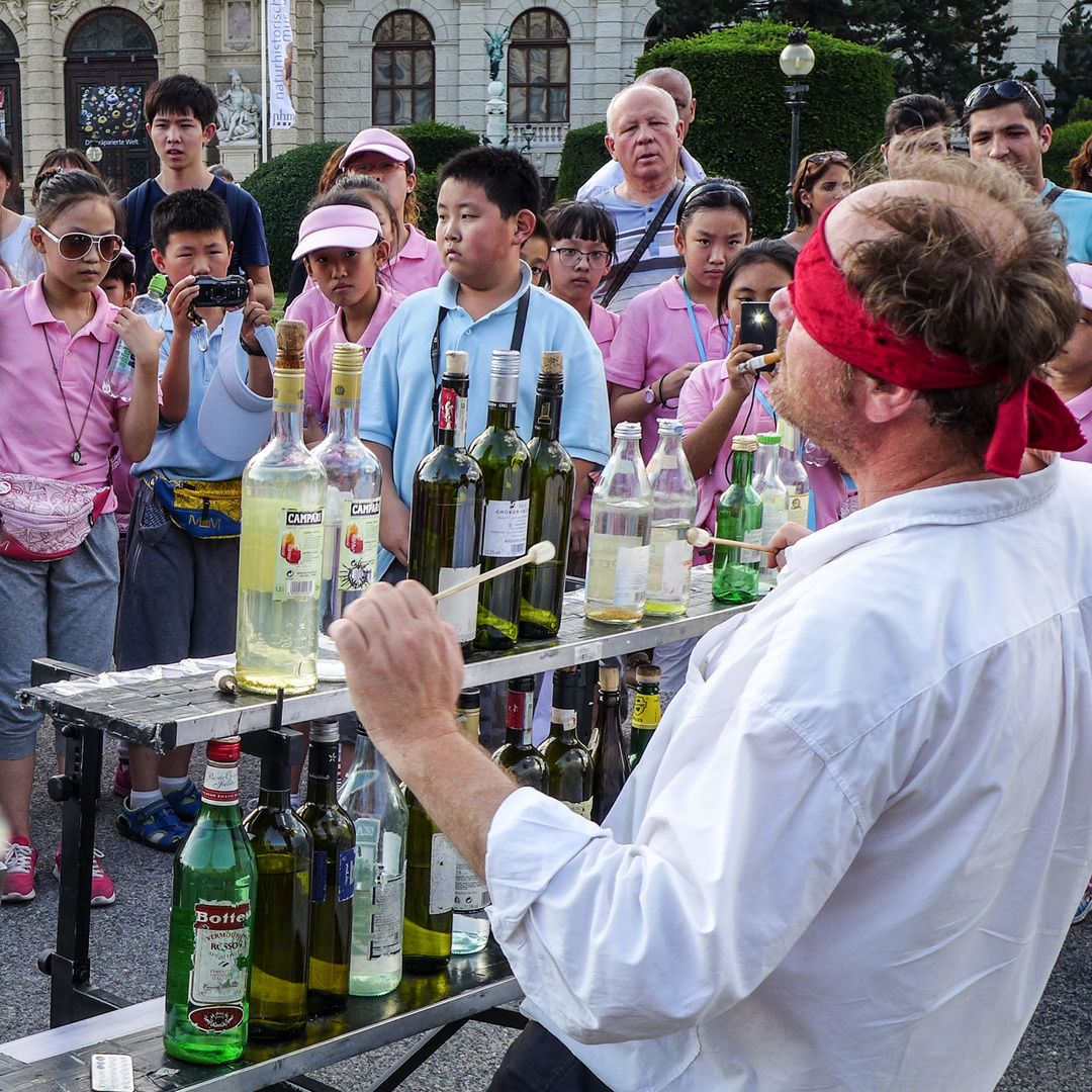 Rhythmus Wien 2015 - Der Flaschenspieler