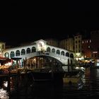 Rialto de noche