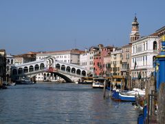 Rialtobrücke in Venedig