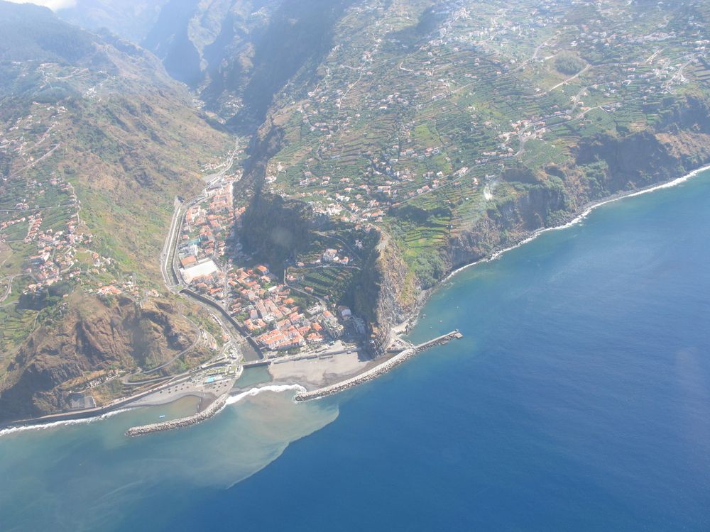 Ribeira Brava (aus der Luft)