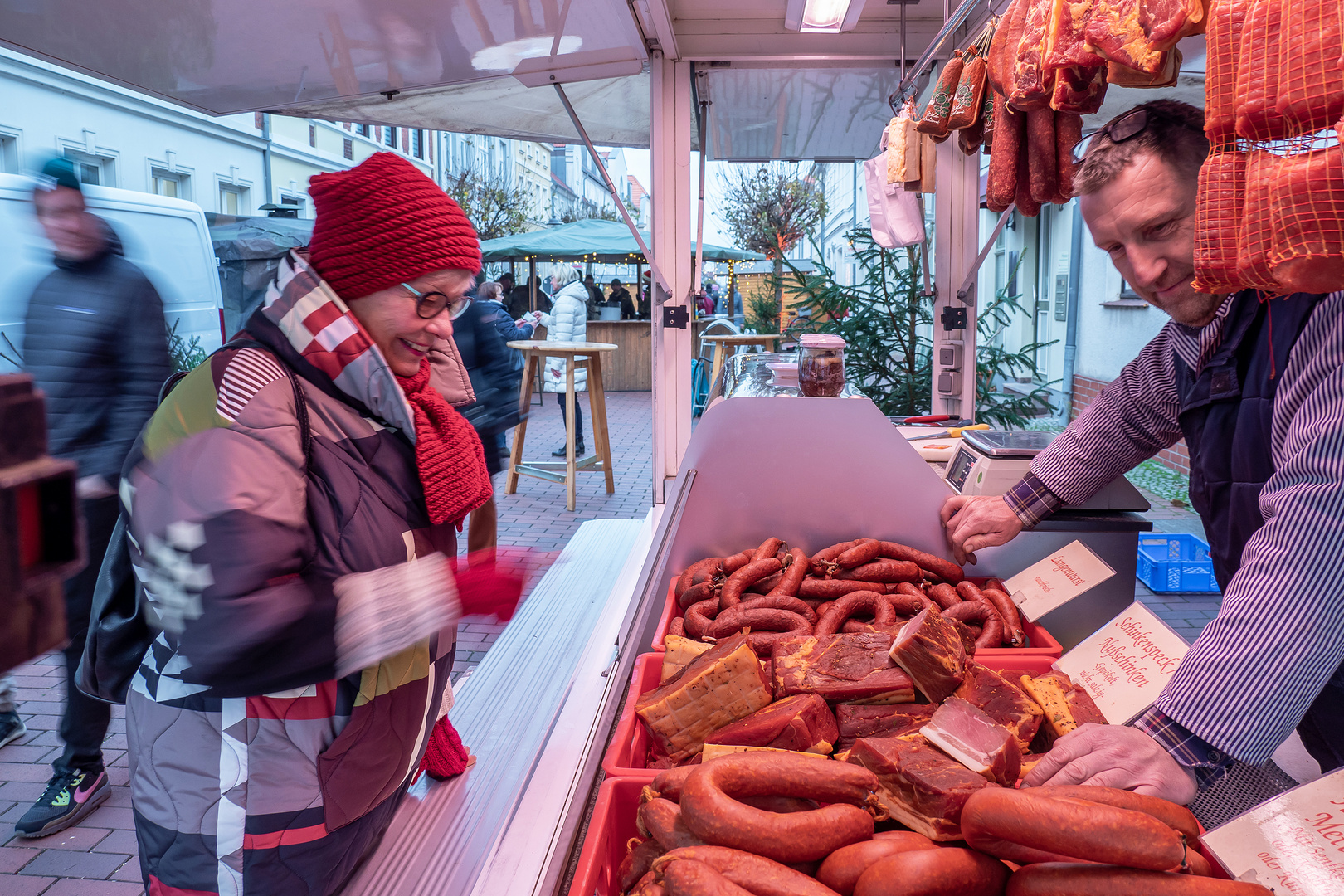 Ribnitzer Weihnachtsmarkt lädt zum Verweilen ein