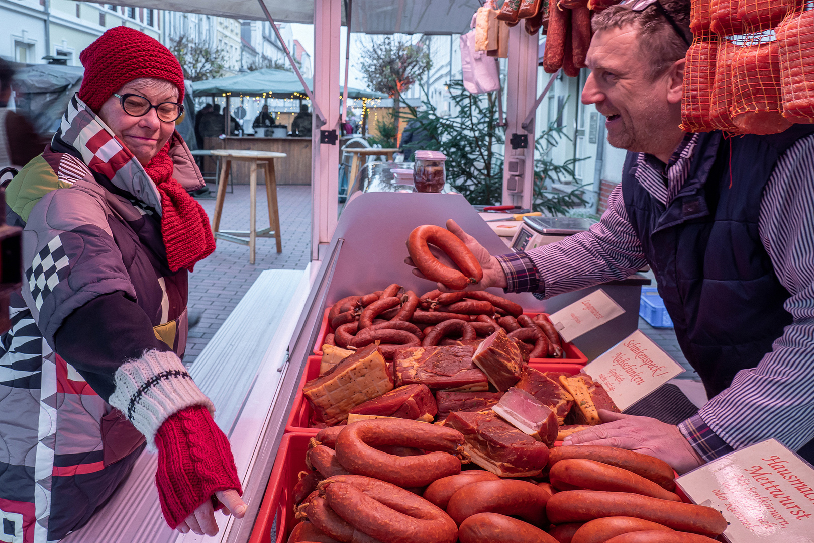 Ribnitzer Weihnachtsmarkt lädt zum Verweilen ein