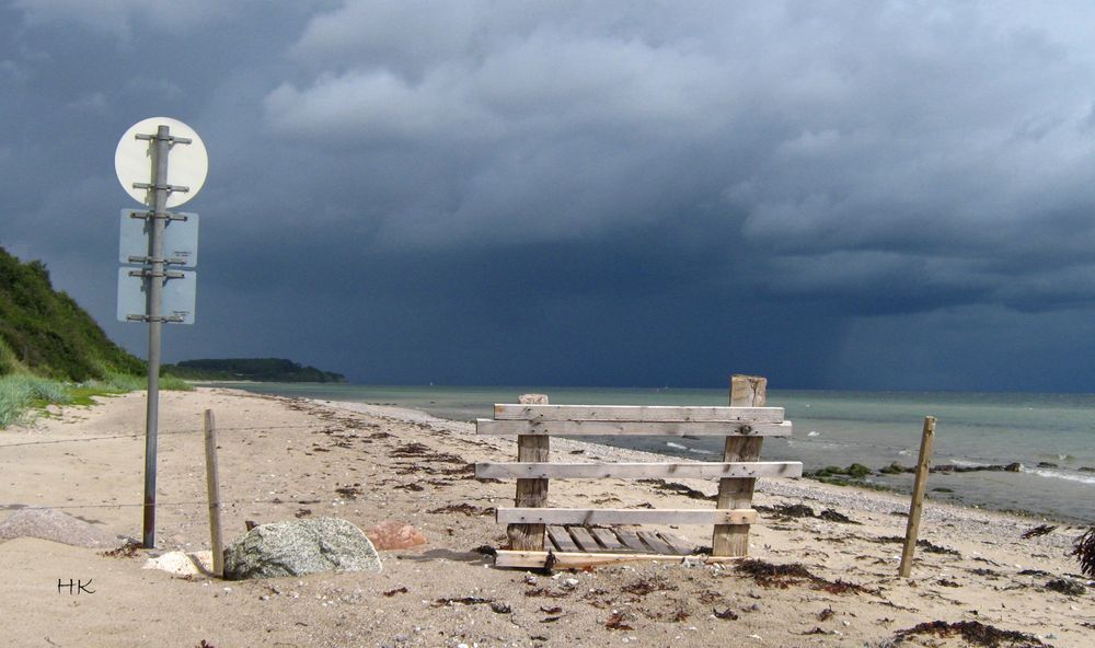 Richtig schlechtes Wetter hinterm Zaun