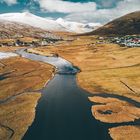 Richtung Saksun an dem Fluss entlang