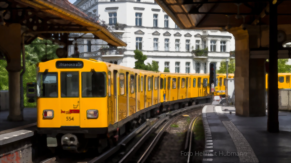 RICHTUNG UHLANDSTRASSE MIT BEA UNTERWEGS