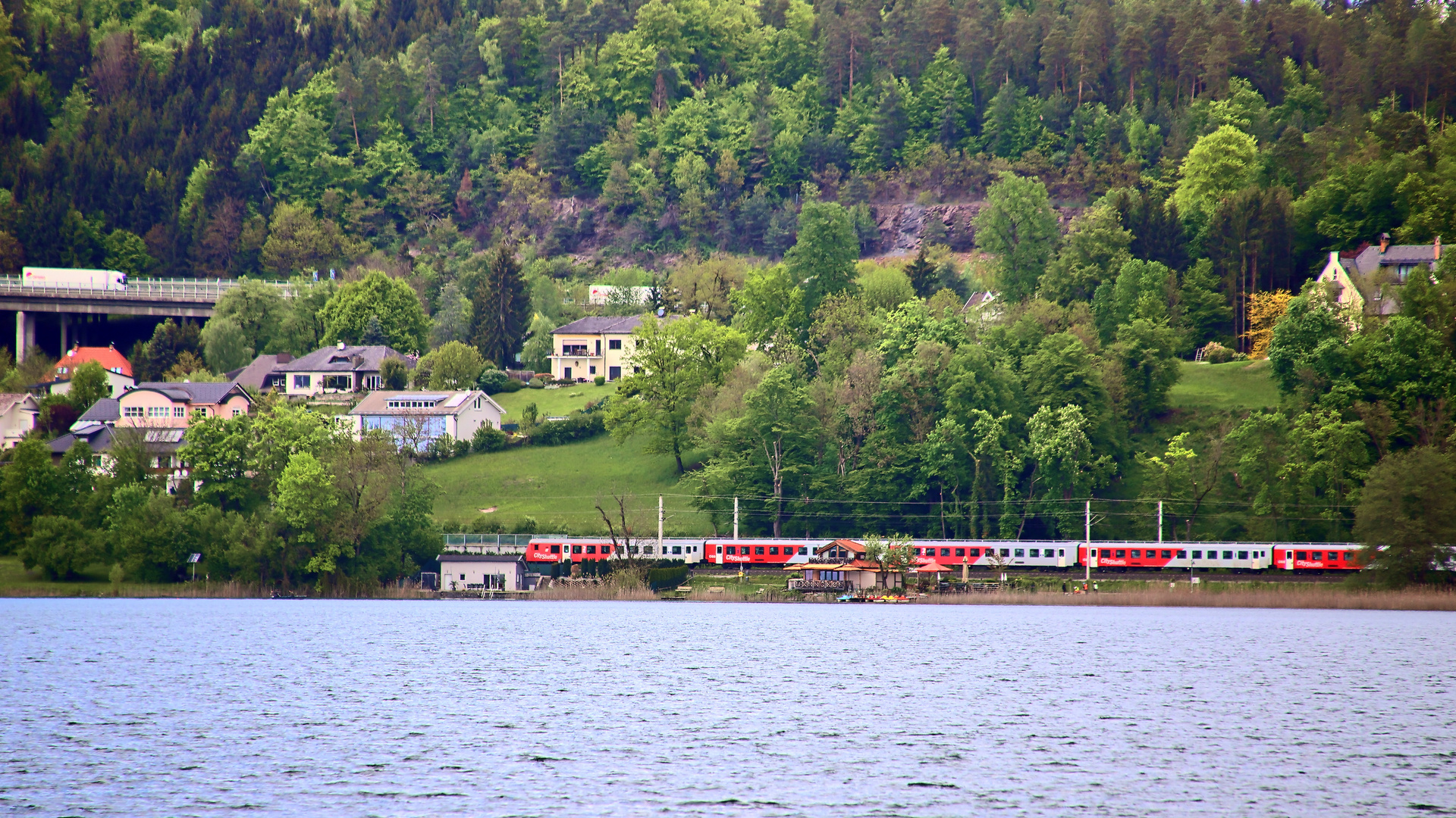 Richtung Villach fuhr dieser CityShuttle der ÖBB