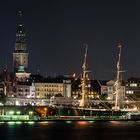 Rickmer Rickmers an den Landungsbrücken in Hamburg