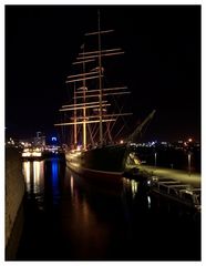 Rickmer Rickmers at night