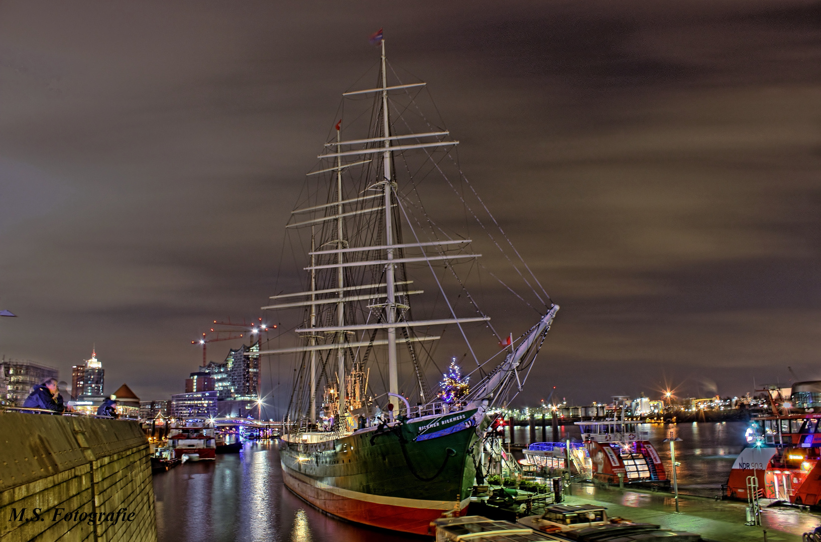 Rickmer Rickmers im HH Hafen