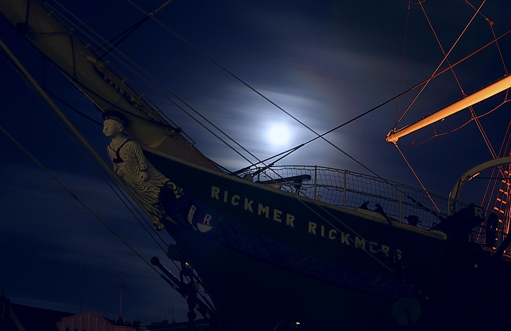Rickmer Rickmers im Mondlicht