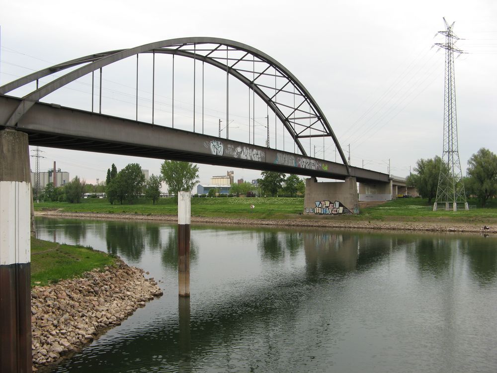 Riedbahnbrücke West 1/2