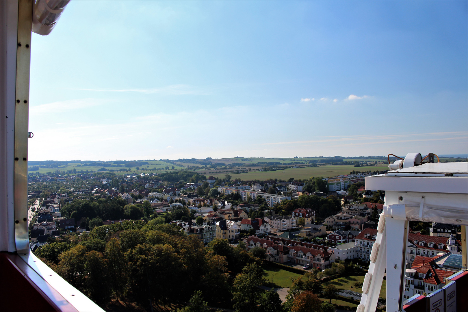 Riesenrad 11 - Aussicht zum Leuchtturm