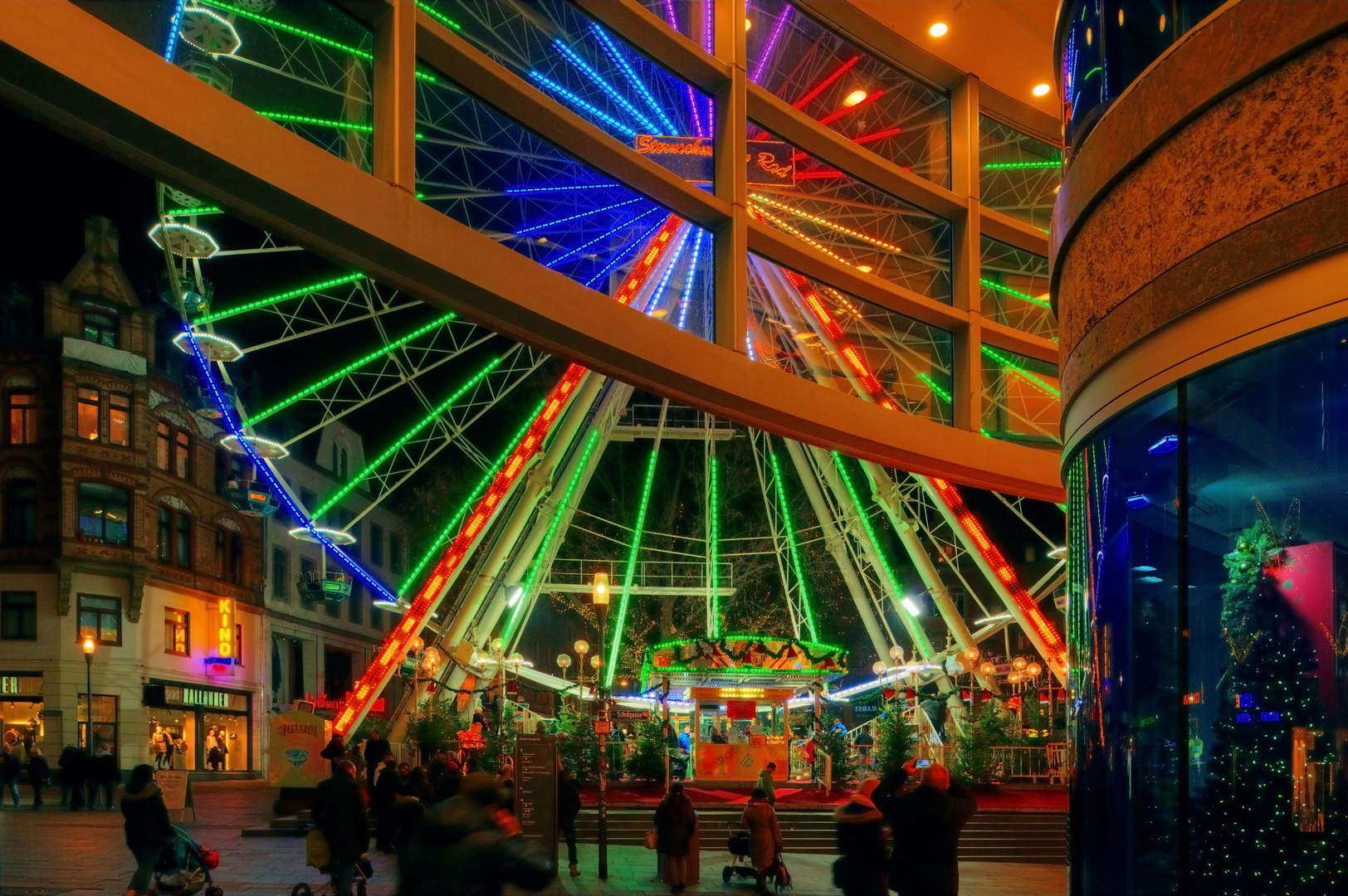 Riesenrad am Abend, Wiesbaden